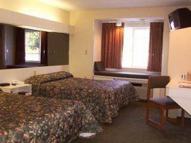 Microtel Inn & Suites By Wyndham Franklin Bilik gambar